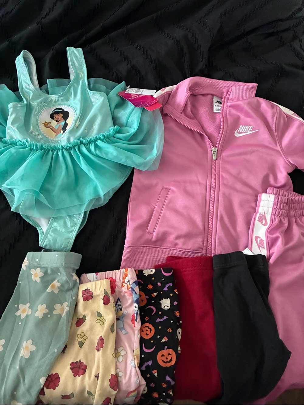 Girls size 4 Clothing Bundle 47 pieces
